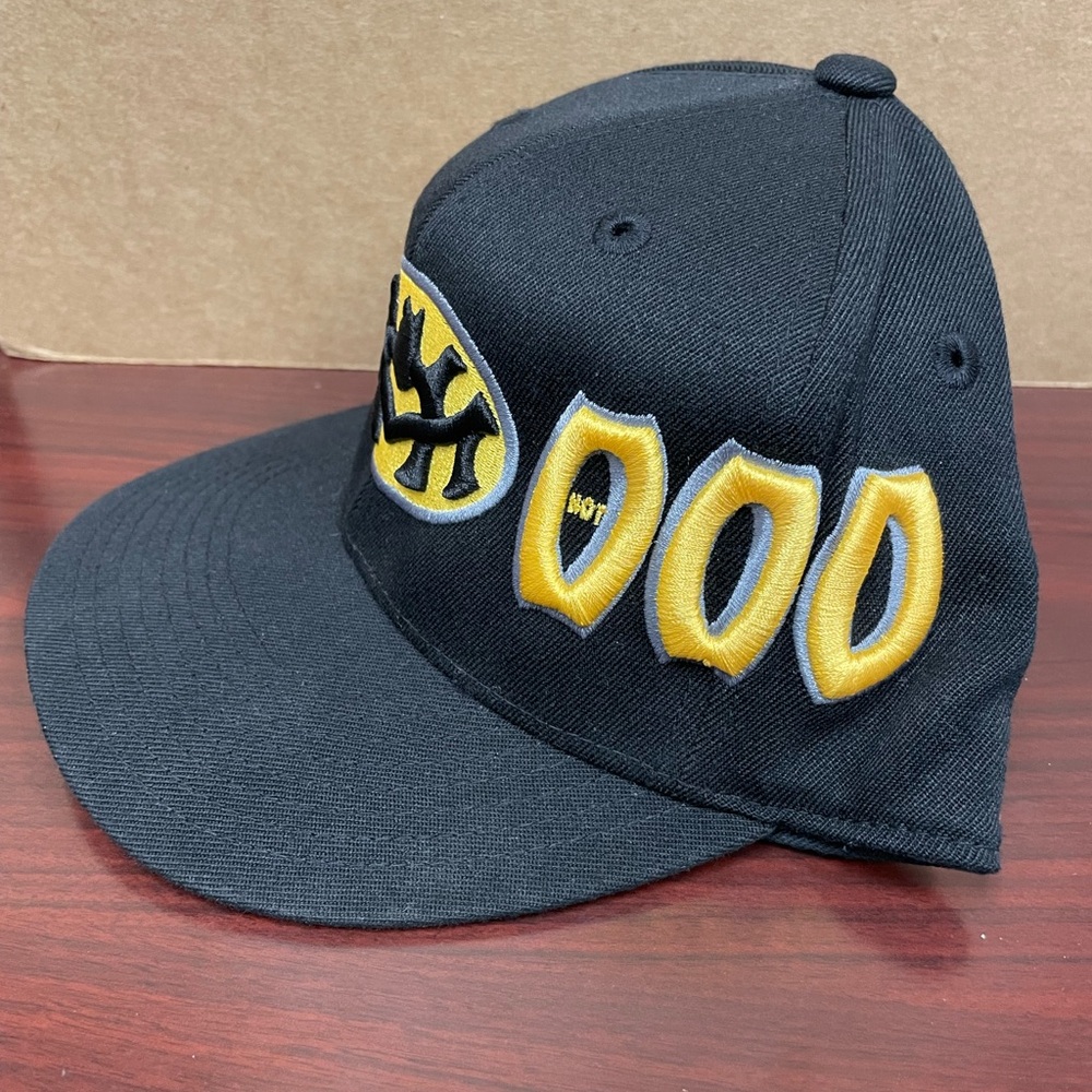 MOOD SWINGS Not In The Mood Fitted Cap BATMAN Style Small Medium Stretch Fit - Picture 2 of 8